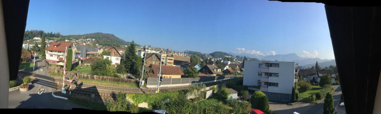 Silvia'S Bed Und Breakfast In Luzern Horw Ngoại thất bức ảnh